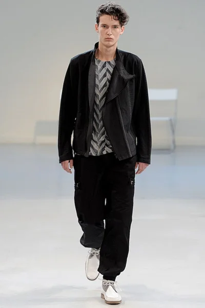 Look 9